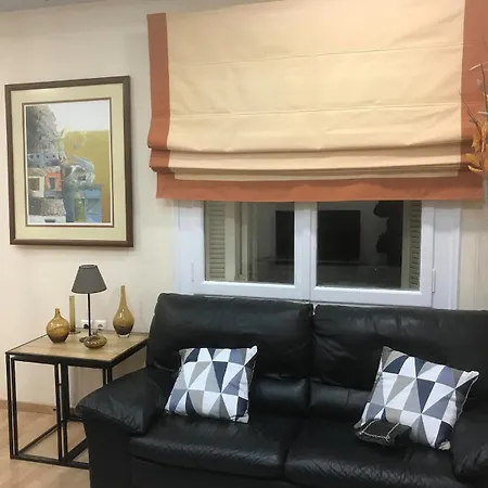 στο κέντρο της πόλης Apartment Thebes